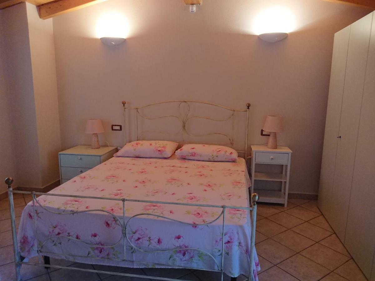 Il Carpino Bianco Bilocale Apartment Puegnago Ngoại thất bức ảnh