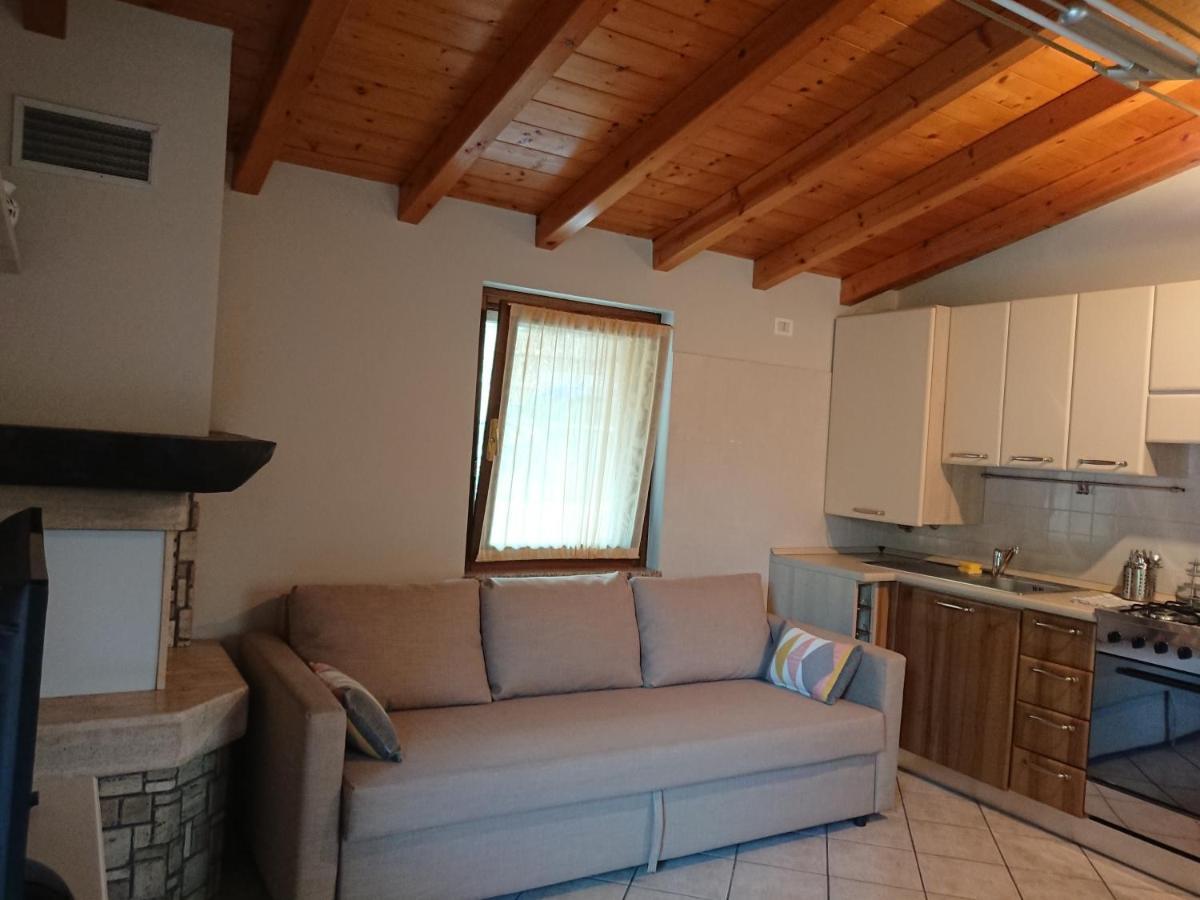Il Carpino Bianco Bilocale Apartment Puegnago Ngoại thất bức ảnh